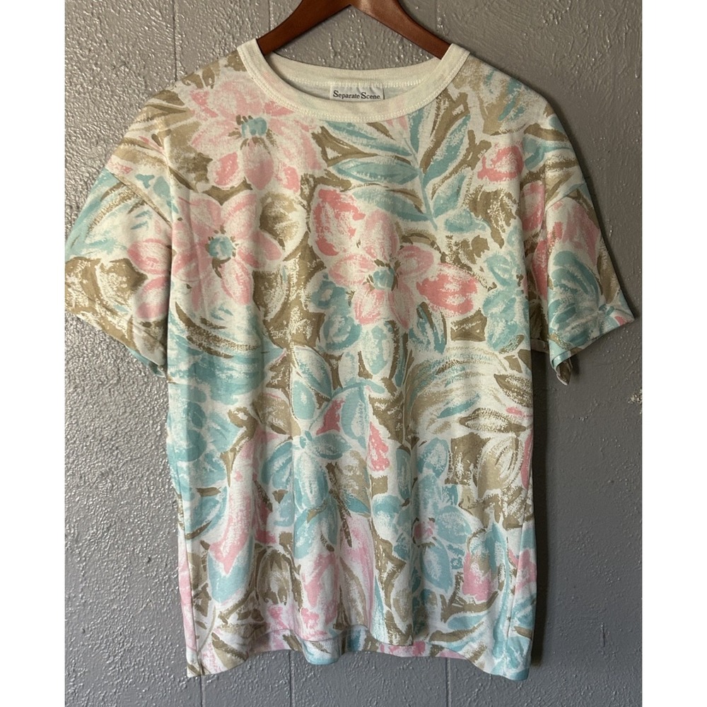 Women's Vintage Separate Scene Floral T Shirt Size M 90s Mom Made In‎ USA